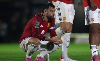 Man Utd Crash Out of League Cup in Stunning Grimsby Upset